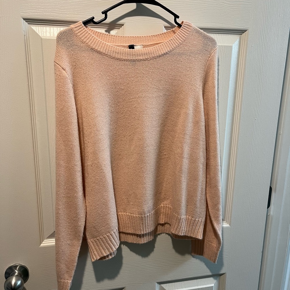 H&M Soft Blush Crew Neck Sweater
